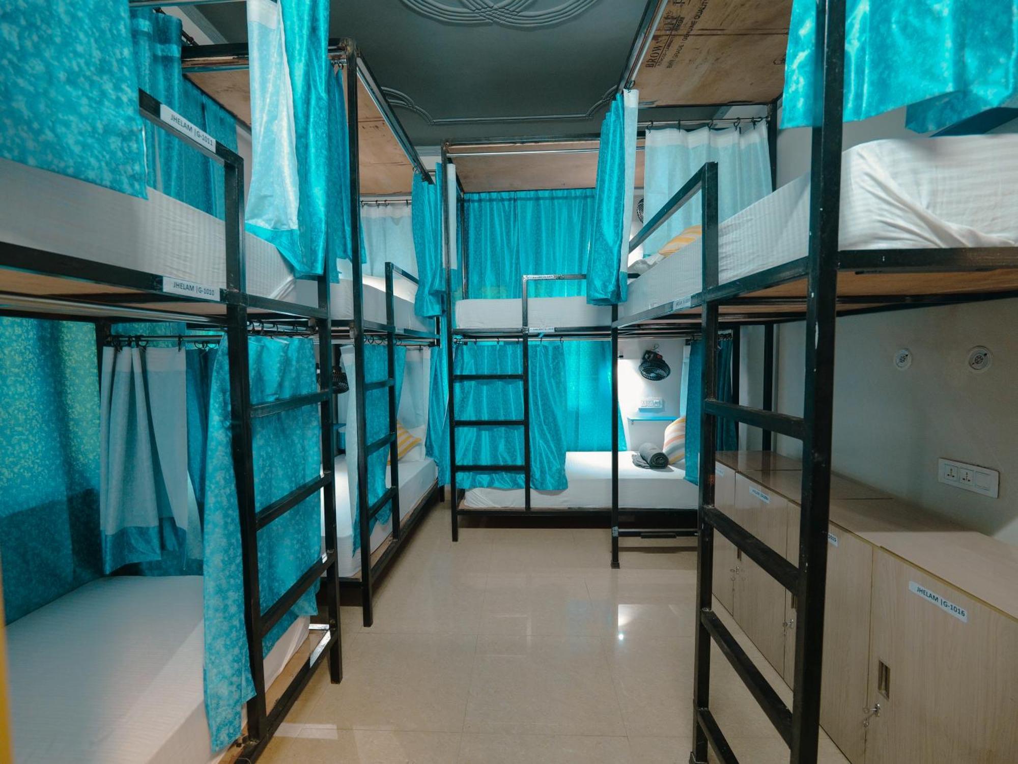 Albergue Hoztel Jollygrrant Doon Rāni Pokhri Exterior foto