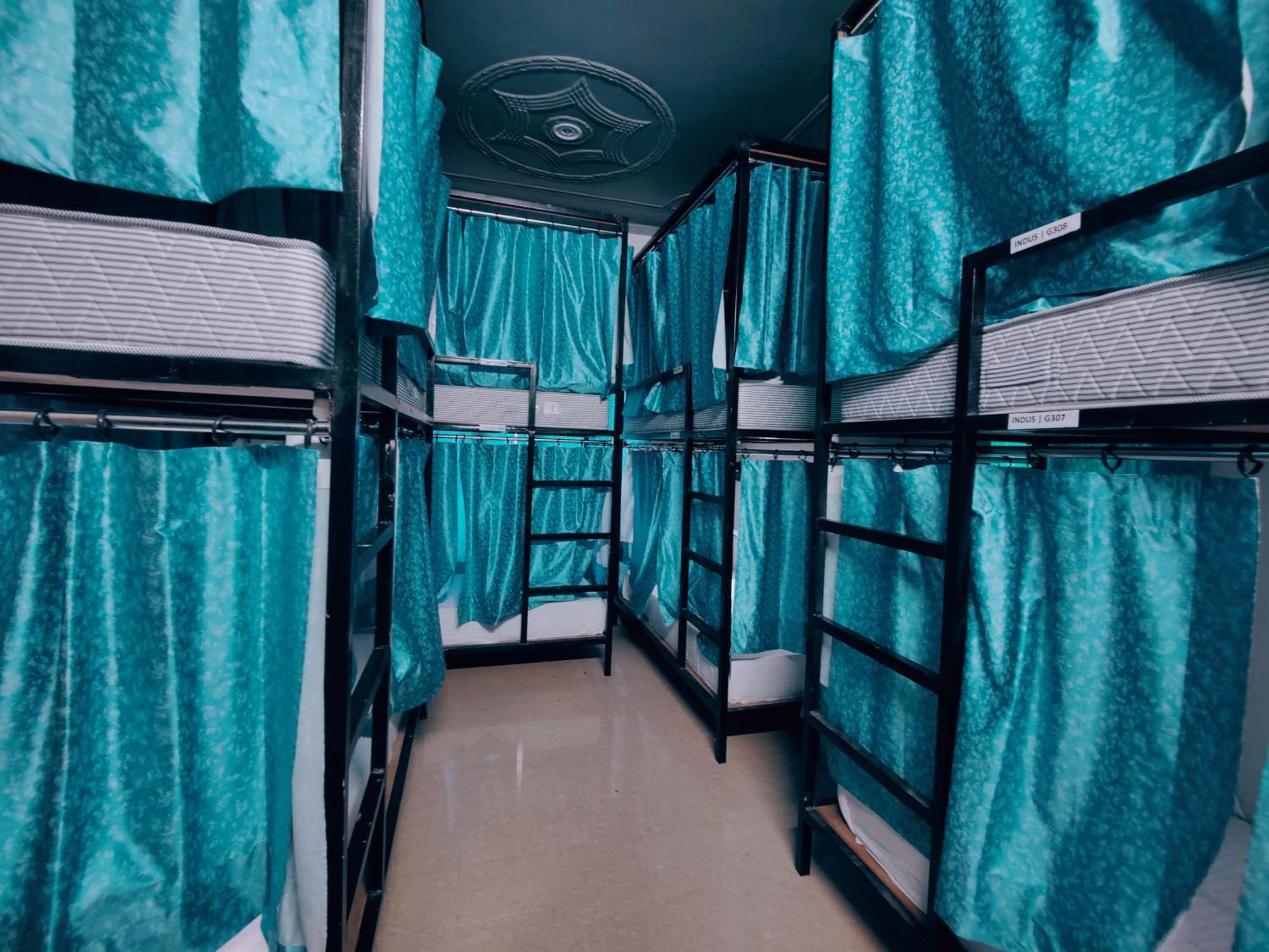 Albergue Hoztel Jollygrrant Doon Rāni Pokhri Exterior foto