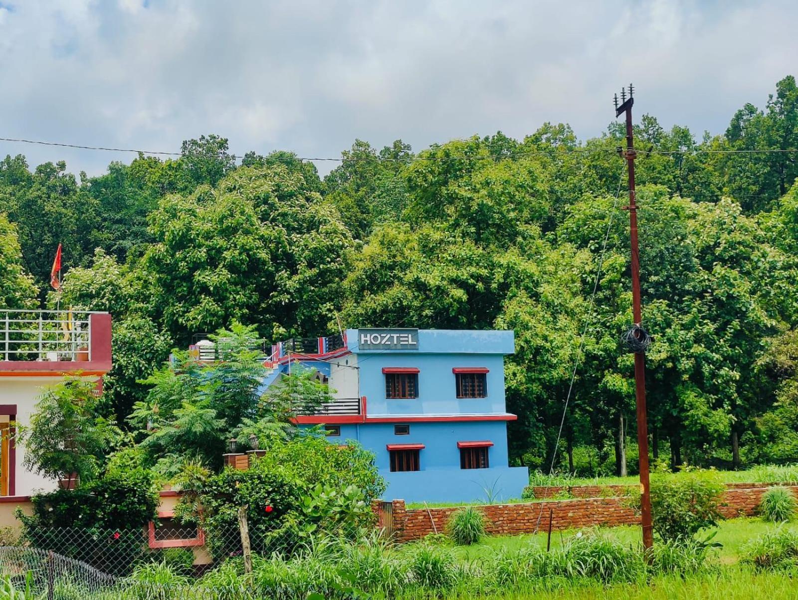 Albergue Hoztel Jollygrrant Doon Rāni Pokhri Exterior foto